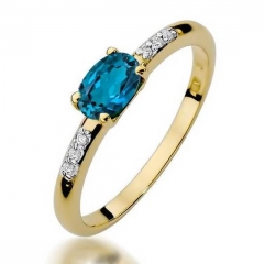 Złoty pierścionek z Topazem London Blue 0,50ct i brylantami z żółtego złota 585